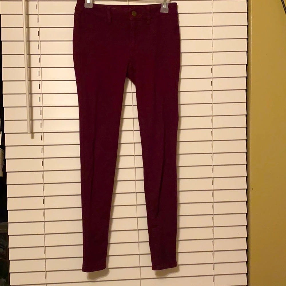 A super stretchy jegging